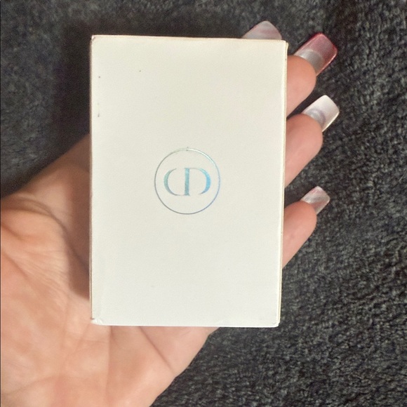 Dior Joy Box with Vibrant Burst Design - Picture 2 of 3